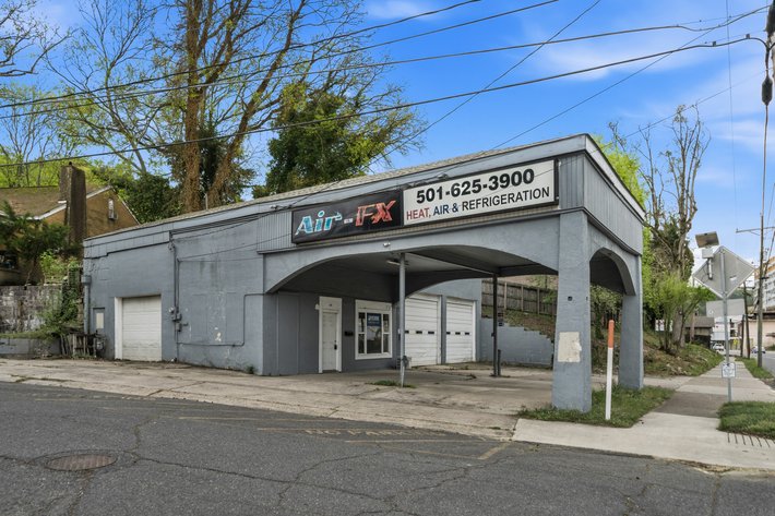 NO RESERVE DOWNTOWN HOT SPRINGS COMMERCIAL REAL ESTATE AUCTION – HOT SPRINGS, AR