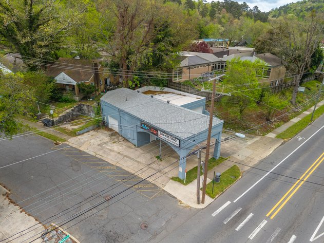 NO RESERVE DOWNTOWN HOT SPRINGS COMMERCIAL REAL ESTATE AUCTION – HOT SPRINGS, AR