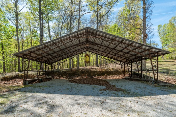 ONLINE ONLY CABIN & 35± ACRE LAND AUCTION – MOUNTAIN VIEW, AR