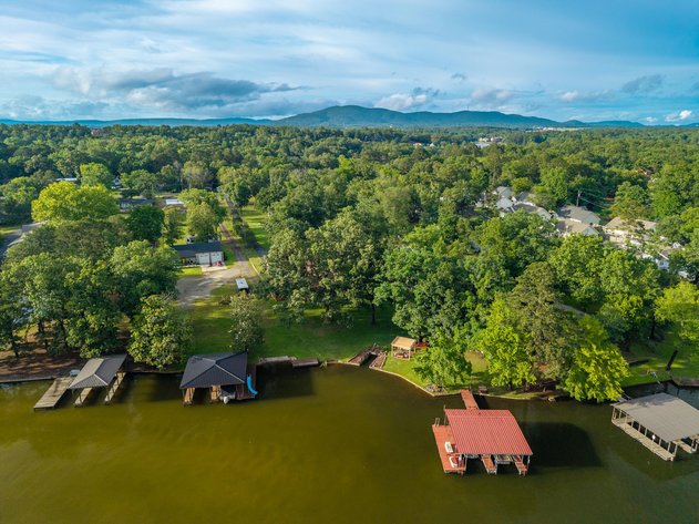 LAKE HAMILTON NO RESERVE HOME AUCTION - HOT SPRINGS, AR