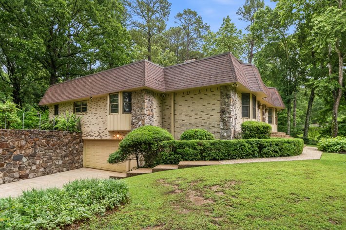 DEANWOOD HEIGHTS HOME AUCTION – HOT SPRINGS, AR