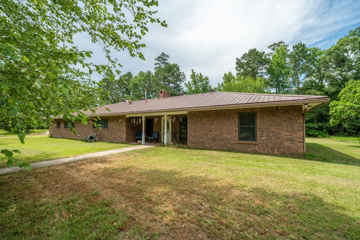 5± ACRE OUACHITA COUNTY ESTATE AUCTION – CAMDEN, AR