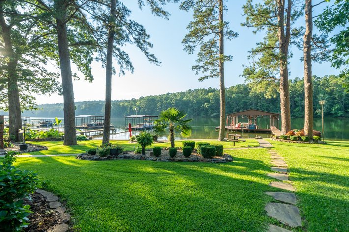LAKE HAMILTON ARKRIDGE ESTATES NO RESERVE HOME AUCTION – HOT SPRINGS, AR