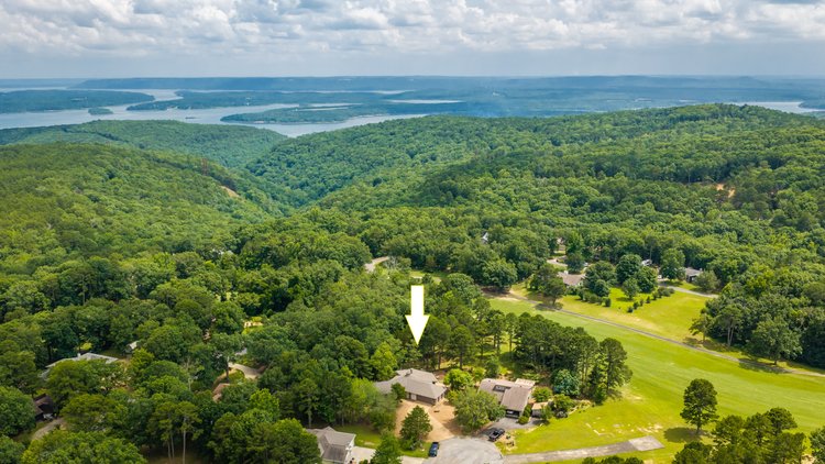 NO RESERVE TWO FAIRFIELD BAY HOMES AUCTION | FAIRFIELD BAY, AR