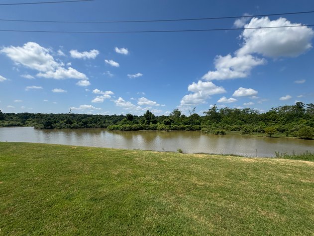 NORTH LAKE WATERFRONT HOME AUCTION | JACKSONVILLE, AR