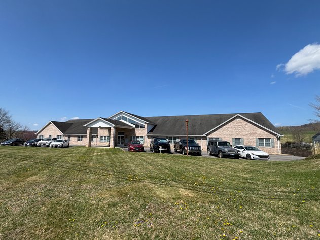 21664 GREEN SPRING ROAD  ABINGDON, VA 24211