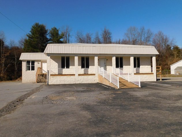 25239 LEE HIGHWAY  ABINGDON, VA 24211