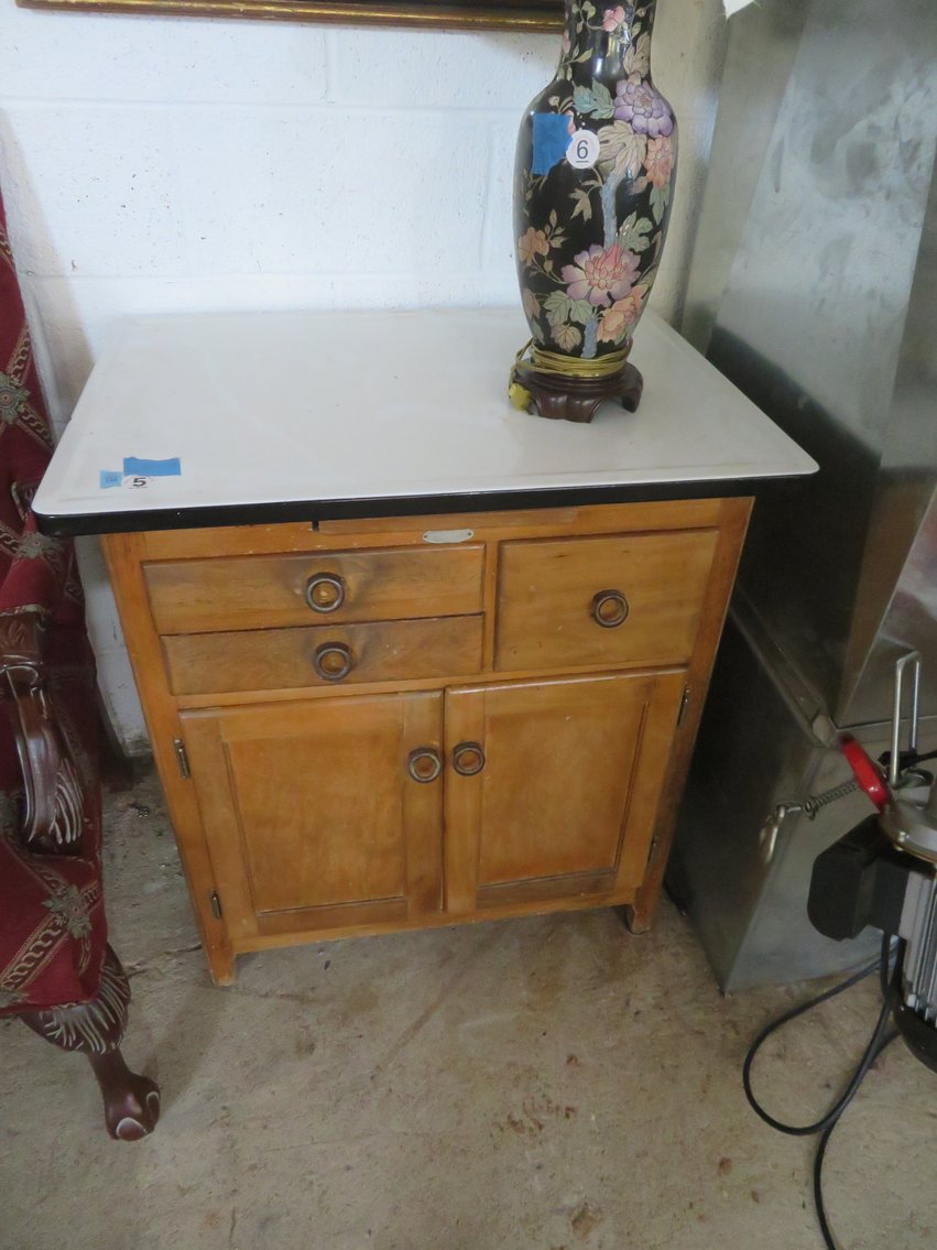 Image for August 6th Antiques and Collectibles