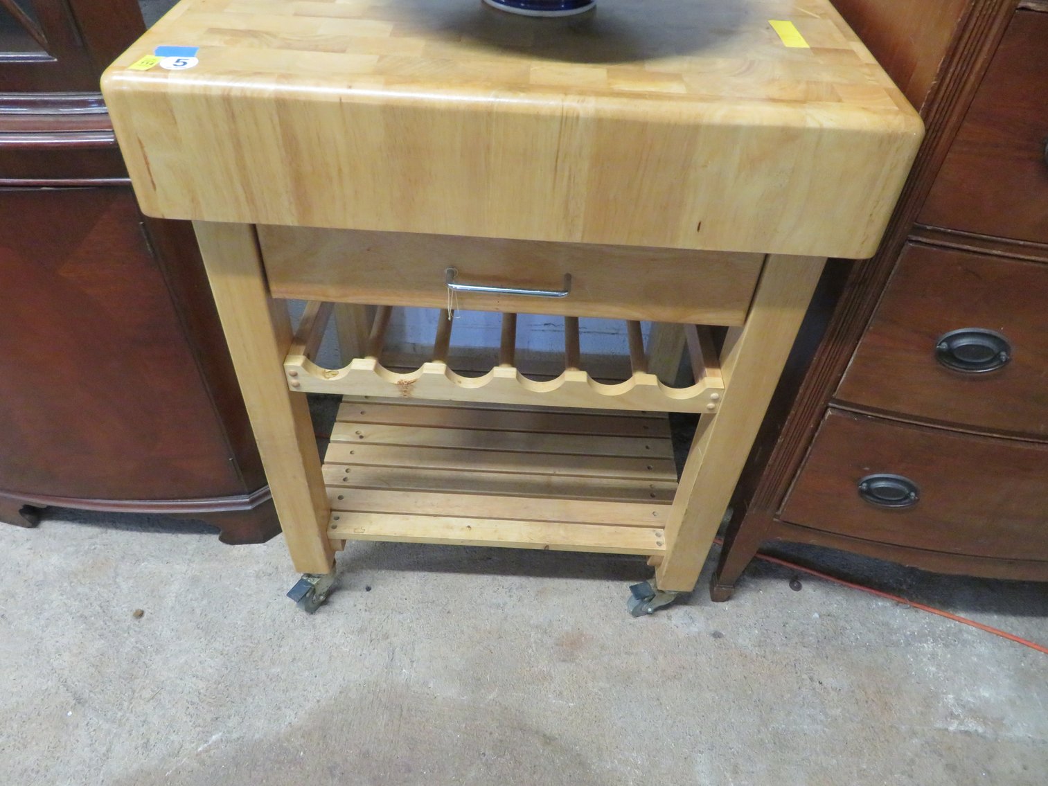 Image for September 3rd Antique and Collectible Sale!