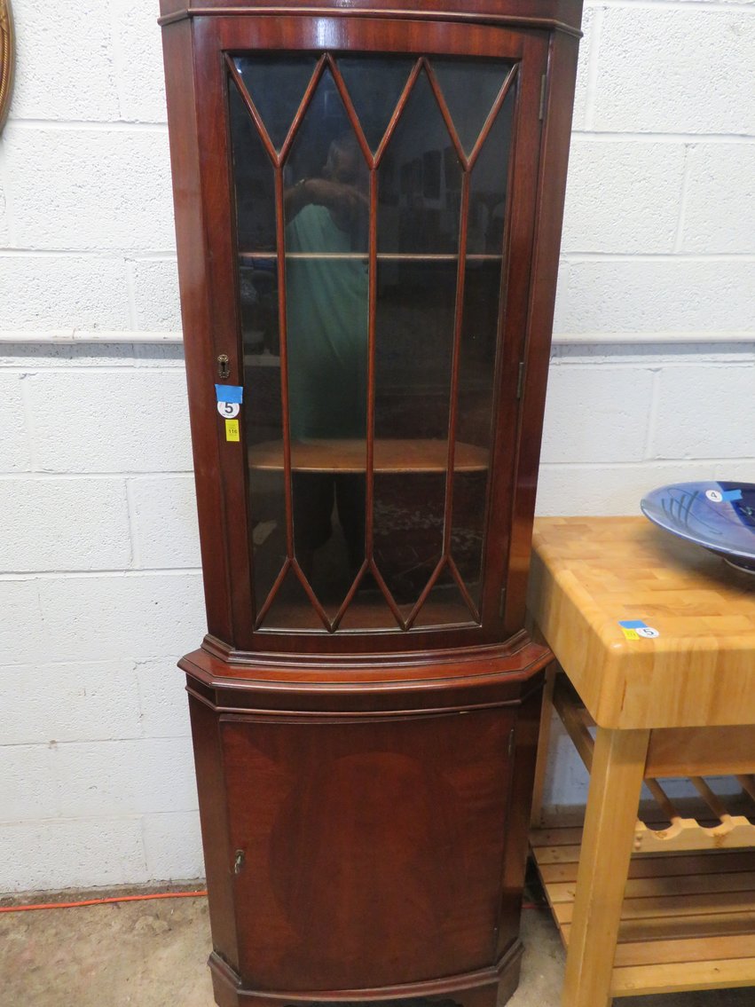 Image for September 3rd Antique and Collectible Sale!