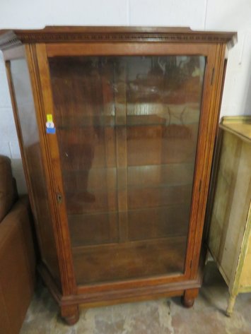 Image for Great Mid-Week Antique and Collectible Sale!