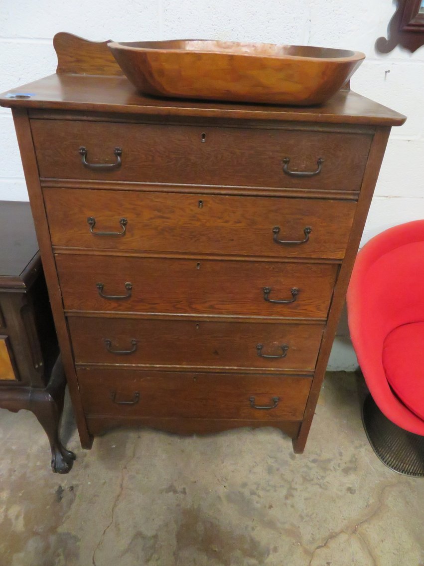 Image for Great Mid-Week Antique and Collectible Sale!