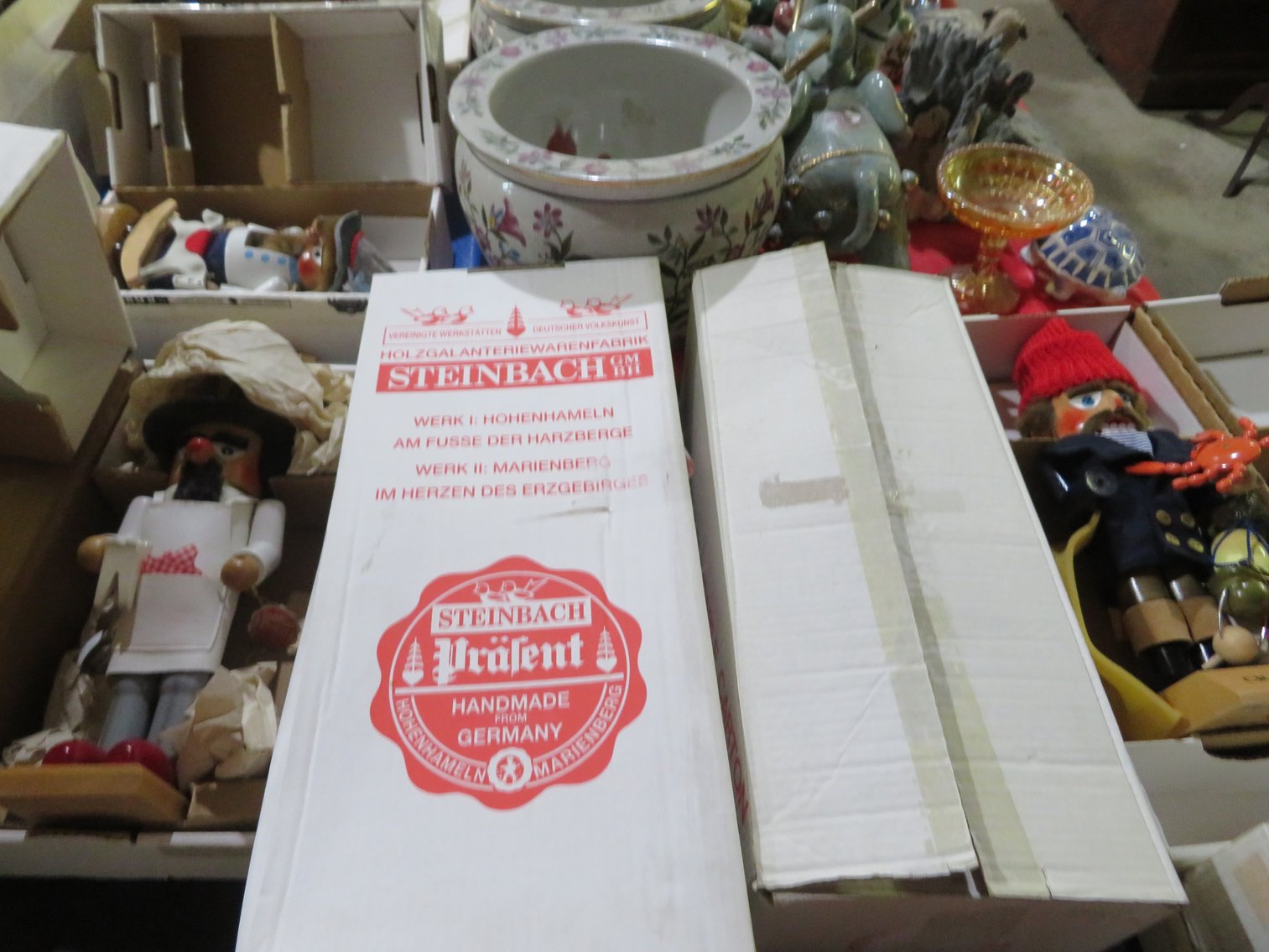 Image for Great Mid-Week Antique and Collectible Sale!