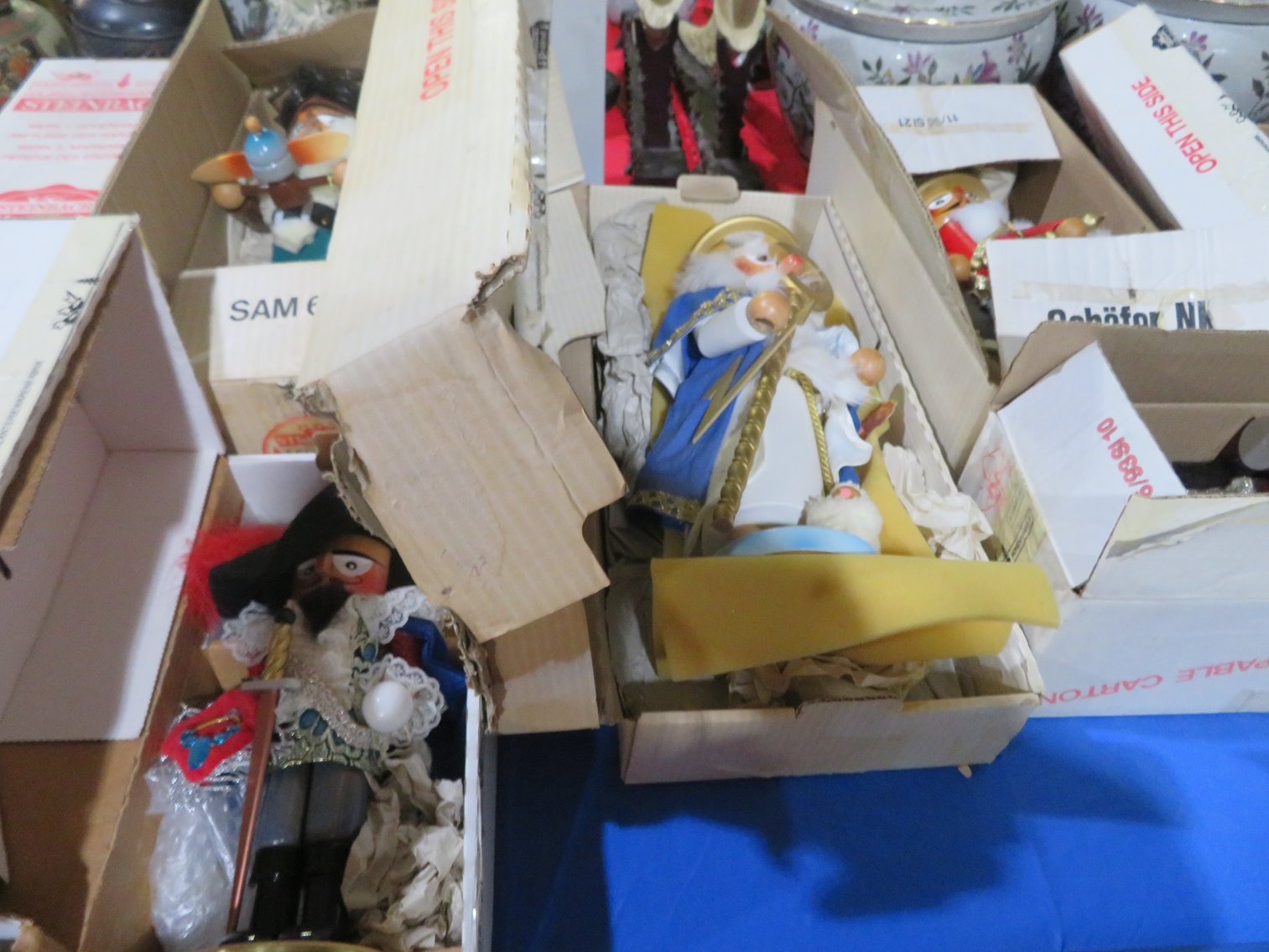 Image for Great Mid-Week Antique and Collectible Sale!