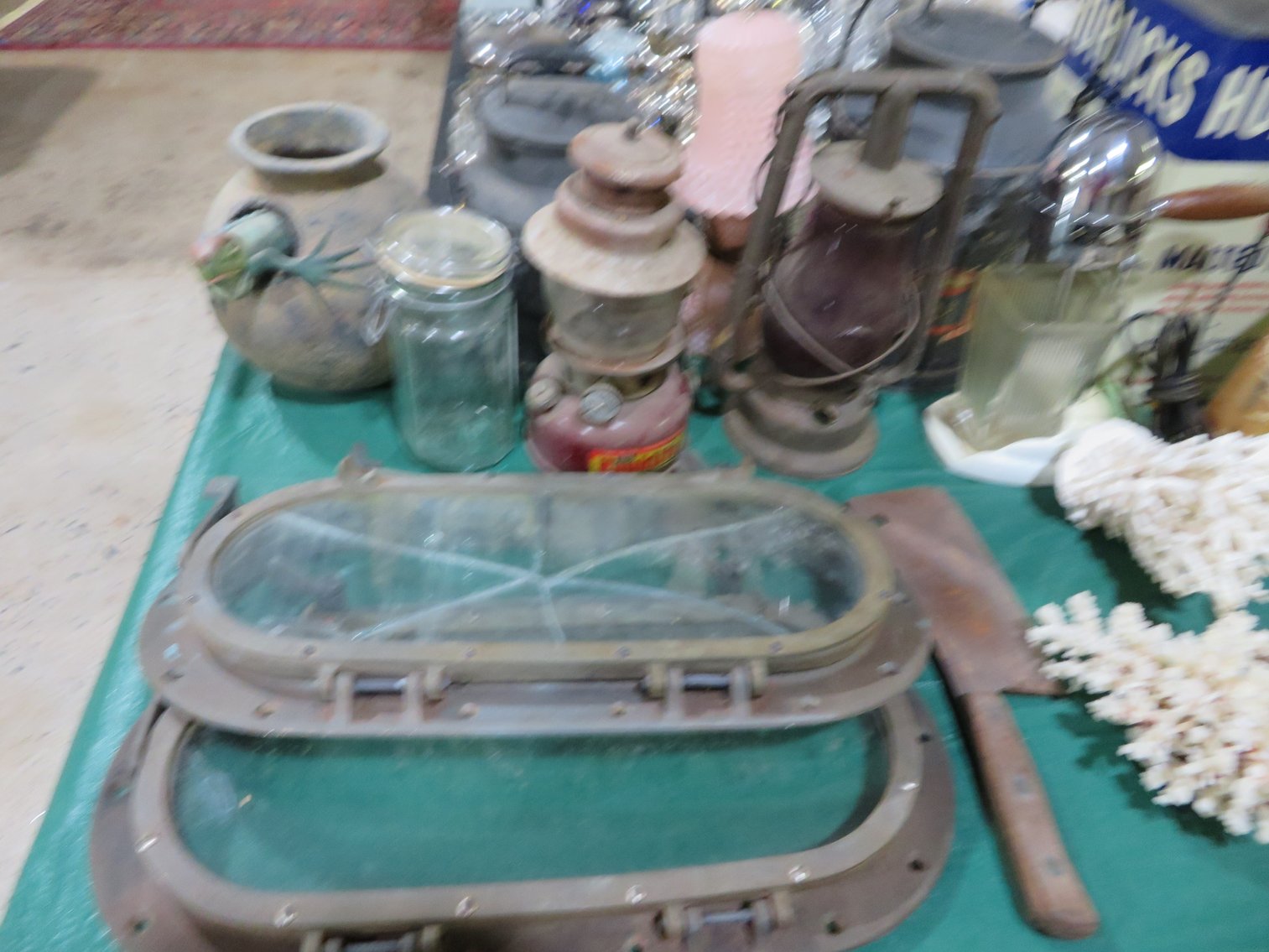 Image for Great Mid-Week Antique and Collectible Sale!