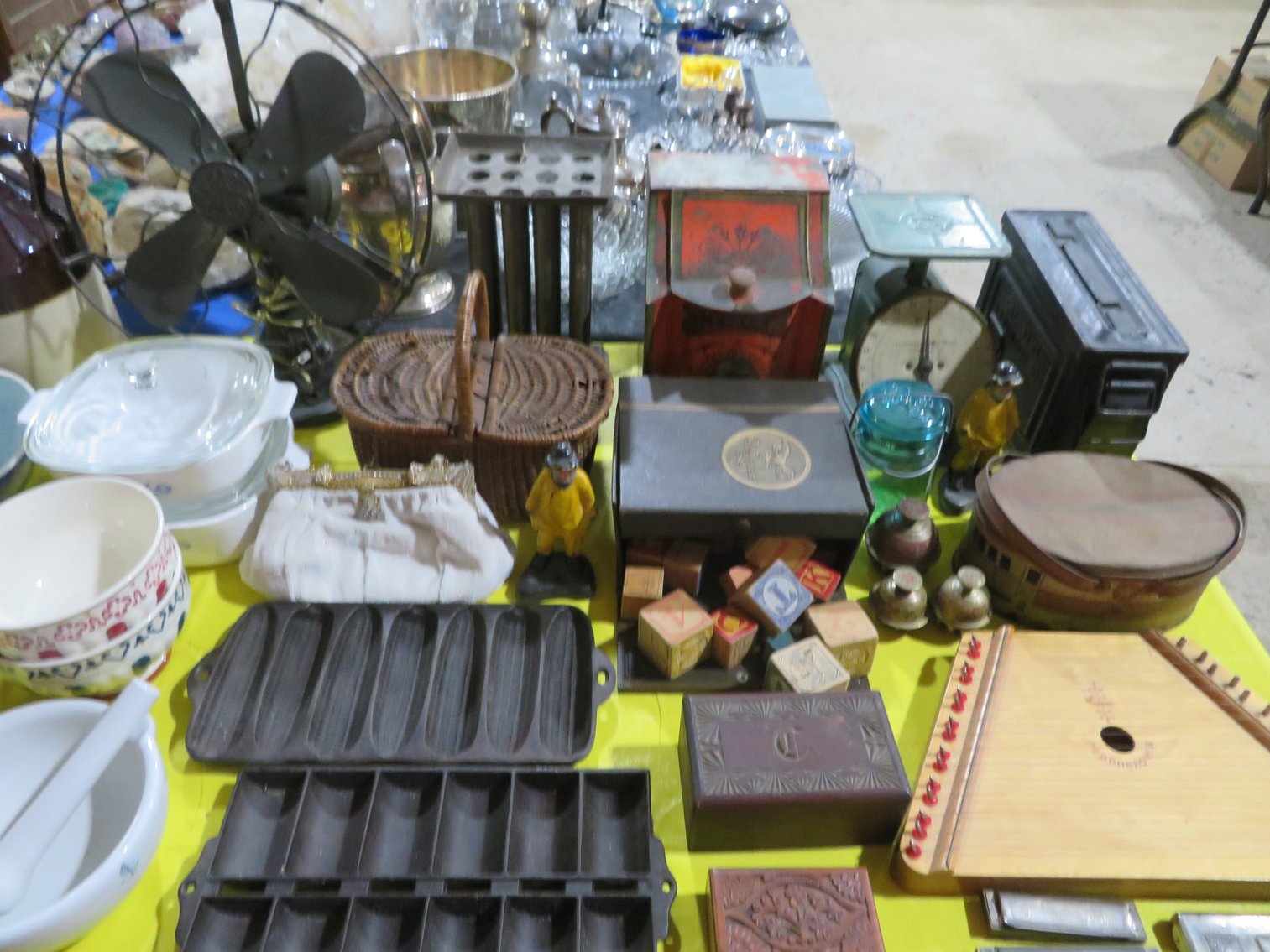 Image for Great Mid-Week Antique and Collectible Sale!