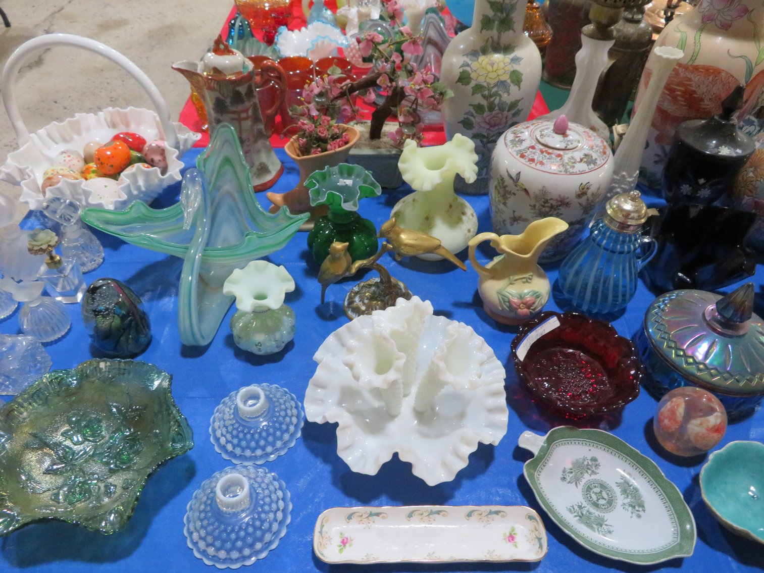 Image for Great Mid-Week Antique and Collectible Sale!