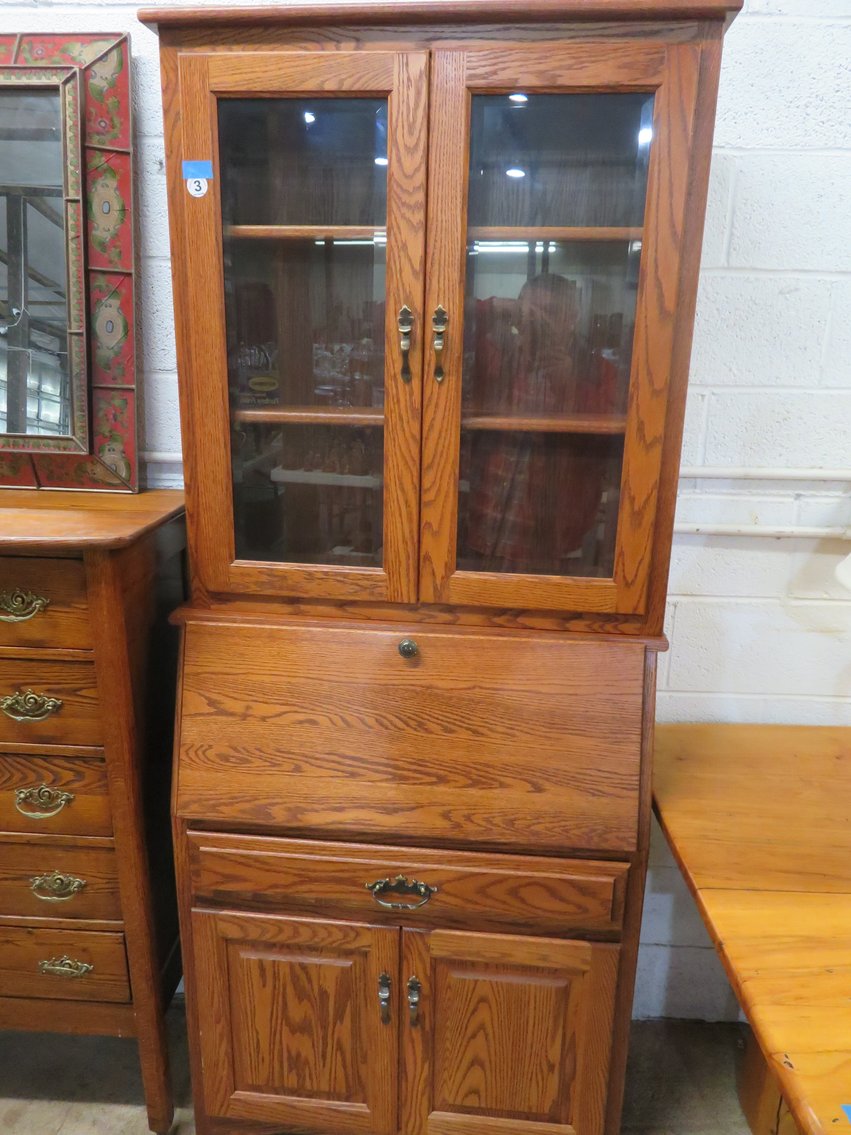 Image for Great Mid-Week Antique and Collectible Sale!