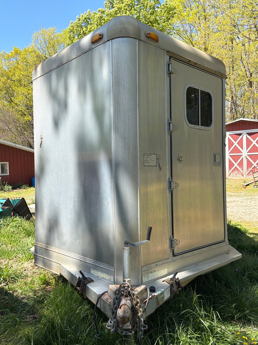 Image for Cardwell Road Farm, Equipment & Tools Auction – Tractors, Implements, Horse Trailer, Shop & Farm Assets