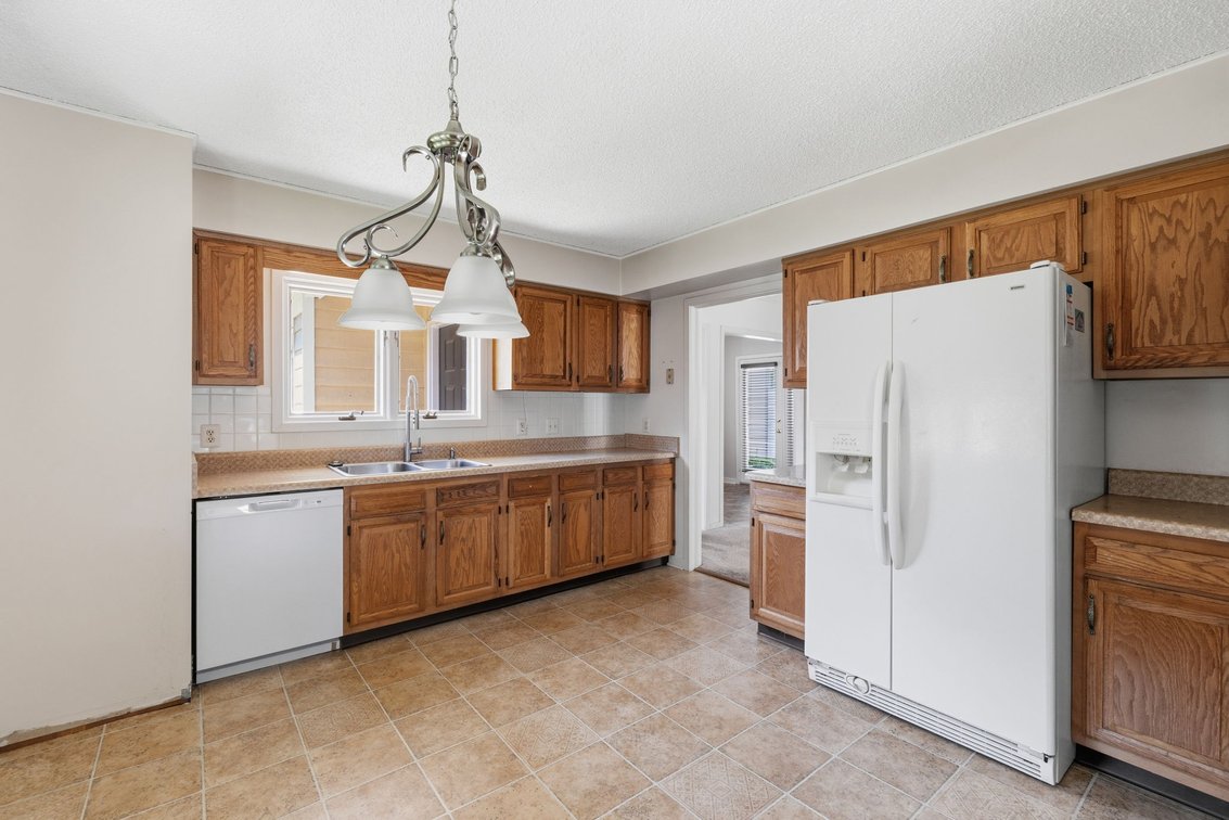 Image for Henrico Single-Level End-Unit Townhome Real Estate Auction | 12308 California Dr | Opening Bid Only $250,000
