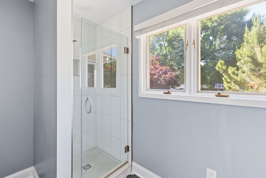Image for Henrico Single-Level End-Unit Townhome Real Estate Auction | 12308 California Dr | Opening Bid Only $250,000