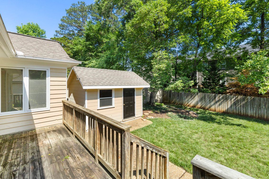 Image for Henrico Single-Level End-Unit Townhome Real Estate Auction | 12308 California Dr | Opening Bid Only $250,000