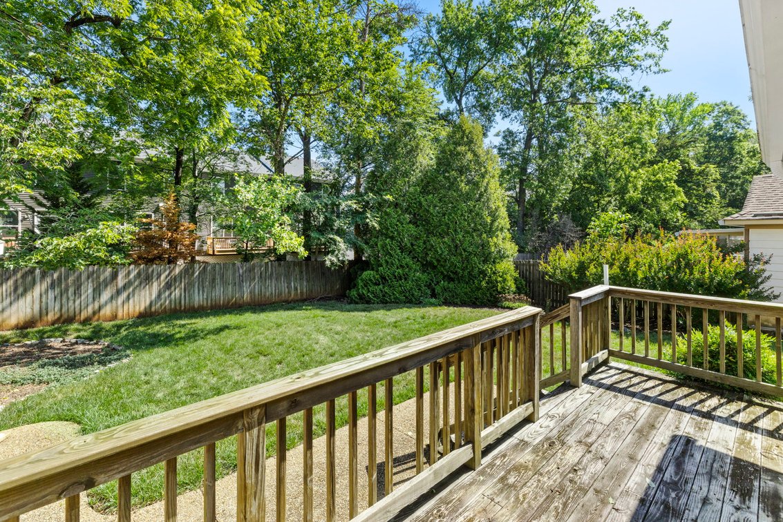 Image for Henrico Single-Level End-Unit Townhome Real Estate Auction | 12308 California Dr | Opening Bid Only $250,000
