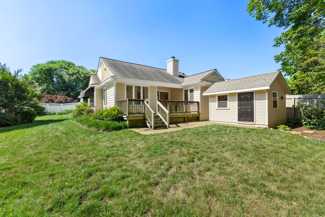 Image for Henrico Single-Level End-Unit Townhome Real Estate Auction | 12308 California Dr | Opening Bid Only $250,000