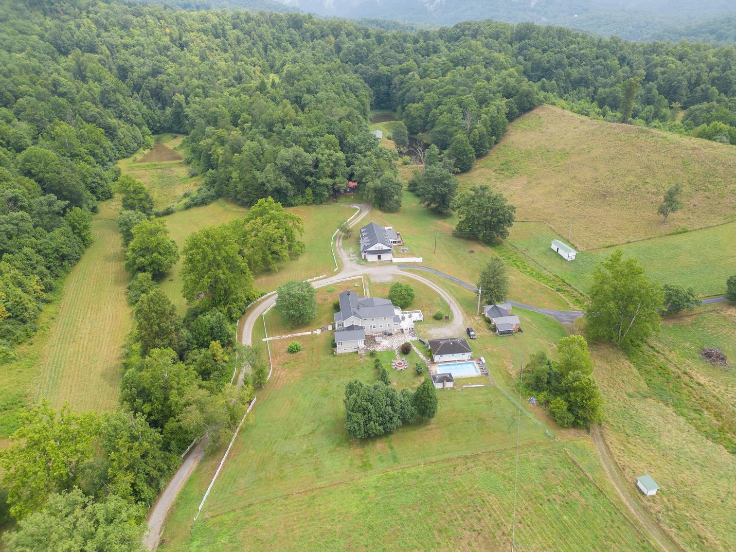 Image for SOLD $1,001,000 - 4 Homes on 8 Acres in Fayetteville