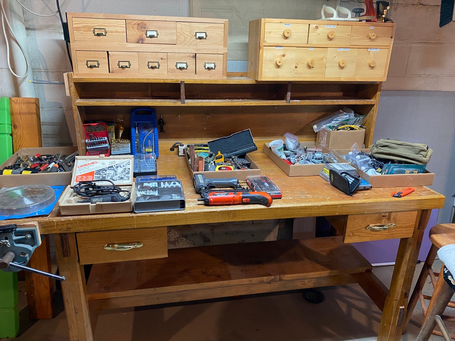 Image for McMurray, PA - Large Estate Auction: Like New Tools, Shop Equipment, Household Items, Furniture, Appliances, Canoe, and More!