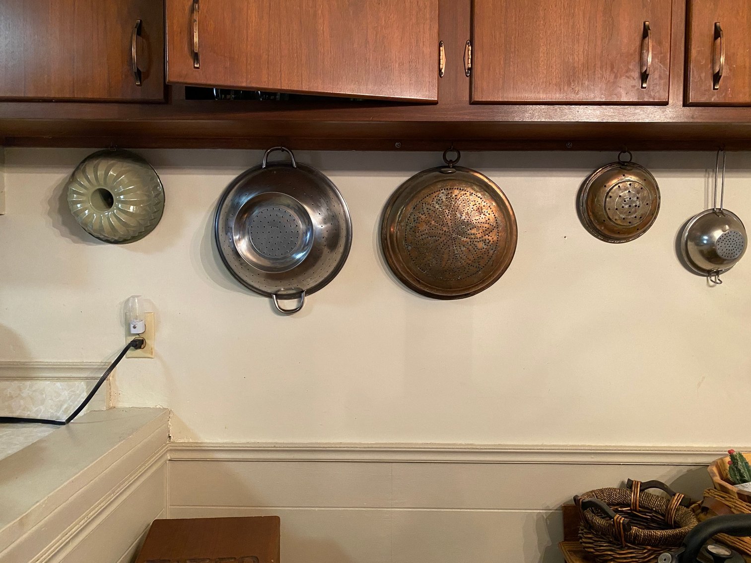 Image for McMurray, PA - Large Estate Auction: Like New Tools, Shop Equipment, Household Items, Furniture, Appliances, Canoe, and More!