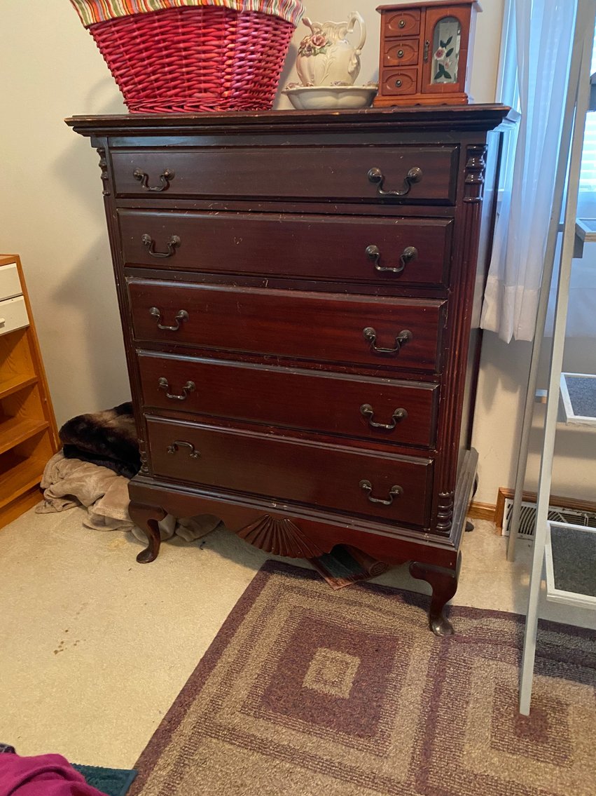 Image for McMurray, PA - Large Estate Auction: Like New Tools, Shop Equipment, Household Items, Furniture, Appliances, Canoe, and More!