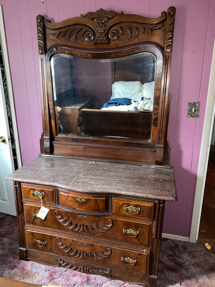 Image for Oak Hill, WV -- Willard Lee Ball Estate: Beautiful Glassware, China, Antique Furniture, and Household Items