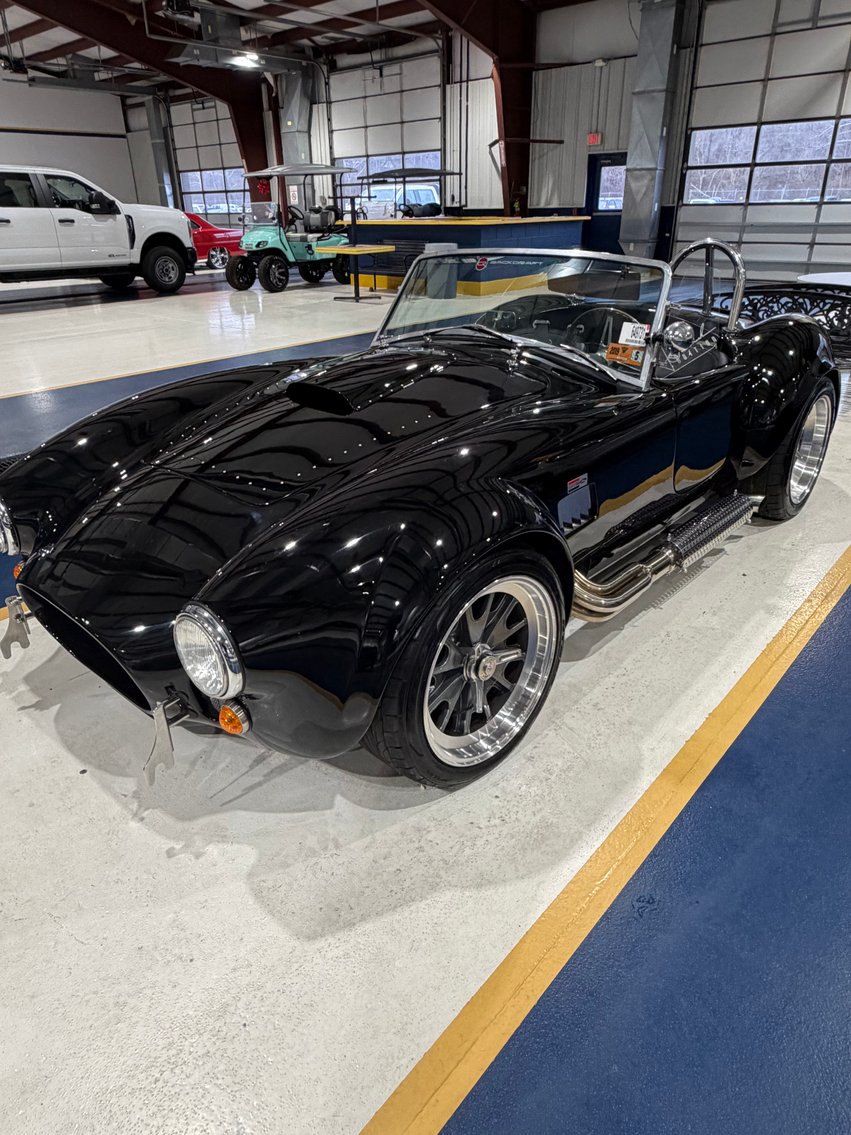 Image for St. Albans, WV – 1965 Shelby Cobra (Replica), 2017 Yamaha Dirt Bike, and 2013 Smoky Mountain Trailer