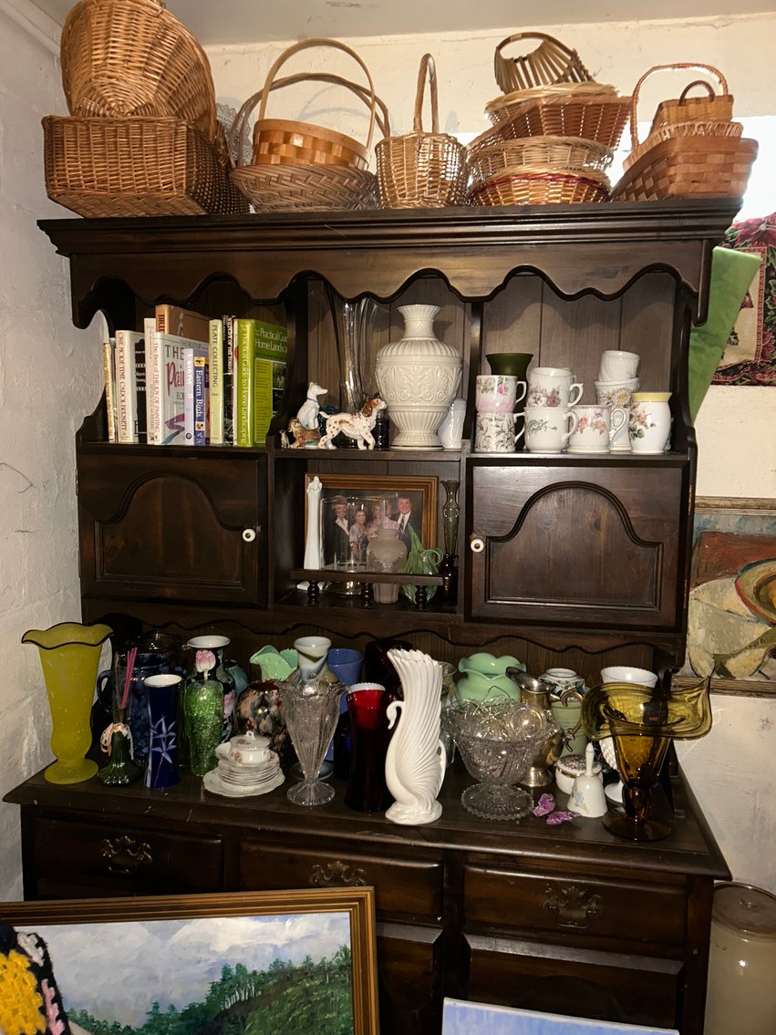 Image for Washington, PA -- Large Estate Auction Featuring Firearms, Antiques, Fine Glassware, Artwork, & Household Contents (Nearly 500 Lots!)