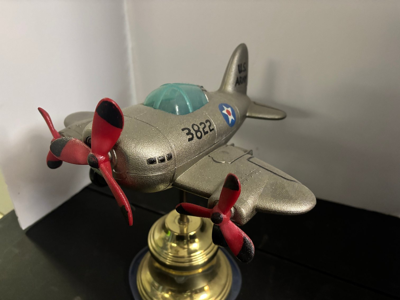 Image for Hurricane, WV – Glassware, Antiques, Clocks, Lamps, Diecast Cars, Model Planes, Model Boats, Artwork and More!