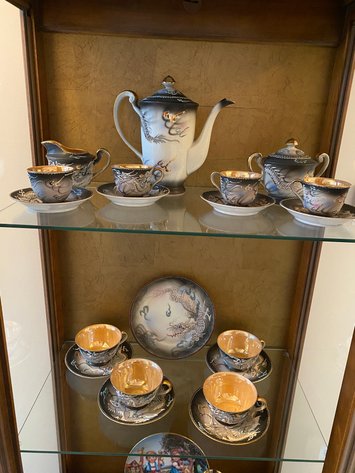 Image for Uniontown, PA -- Oriental style Furniture, Quality Bedroom suites, Curio cabinets, Sofas, Chairs, Dining Room suite, Tables, Lamps, Patio Furniture. Framed Artwork, Lladro, Household items