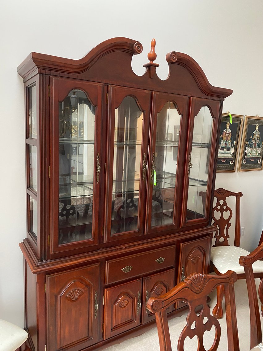 Image for Uniontown, PA -- Oriental style Furniture, Quality Bedroom suites, Curio cabinets, Sofas, Chairs, Dining Room suite, Tables, Lamps, Patio Furniture. Framed Artwork, Lladro, Household items
