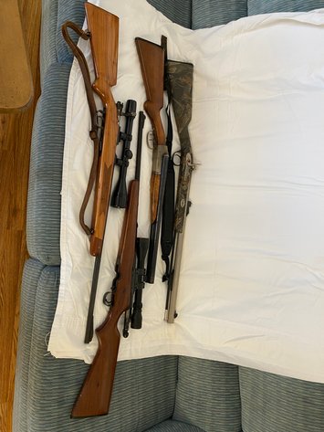 Image for Horner, WV -- 400 Lot online Only Auction: Complete Household, Guns, Antiques, Fine Furniture, Glassware, Household