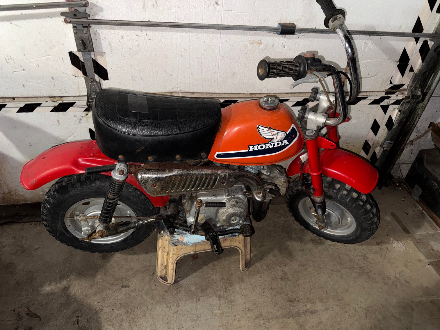 Image for Hurricane, WV – Antiques, Lamps, Tools, Art, Glassware, and More!