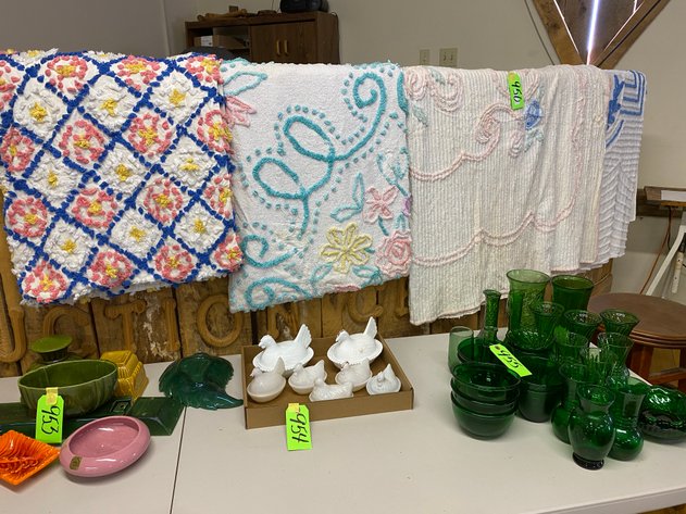 Image for Jane Lew, WV – Online Only Loads of Glassware, Antiques, Household, Seasonal Decorations