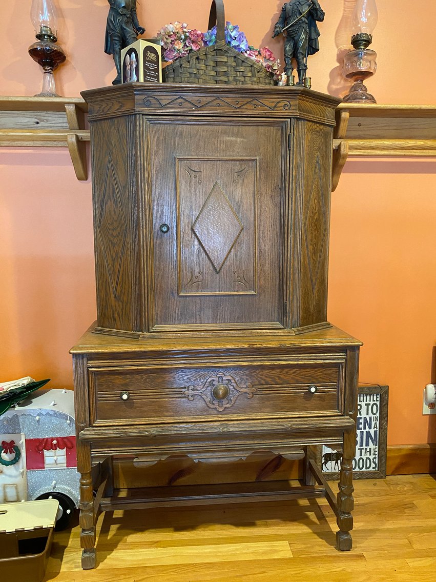 Image for Albright, WV -- 500+ LOTS, Antique Toys, Collectibles, Antique Furniture, Signed Prints, Glassware, Fiesta Ware, Hull & McCoy Pieces, and MUCH MORE