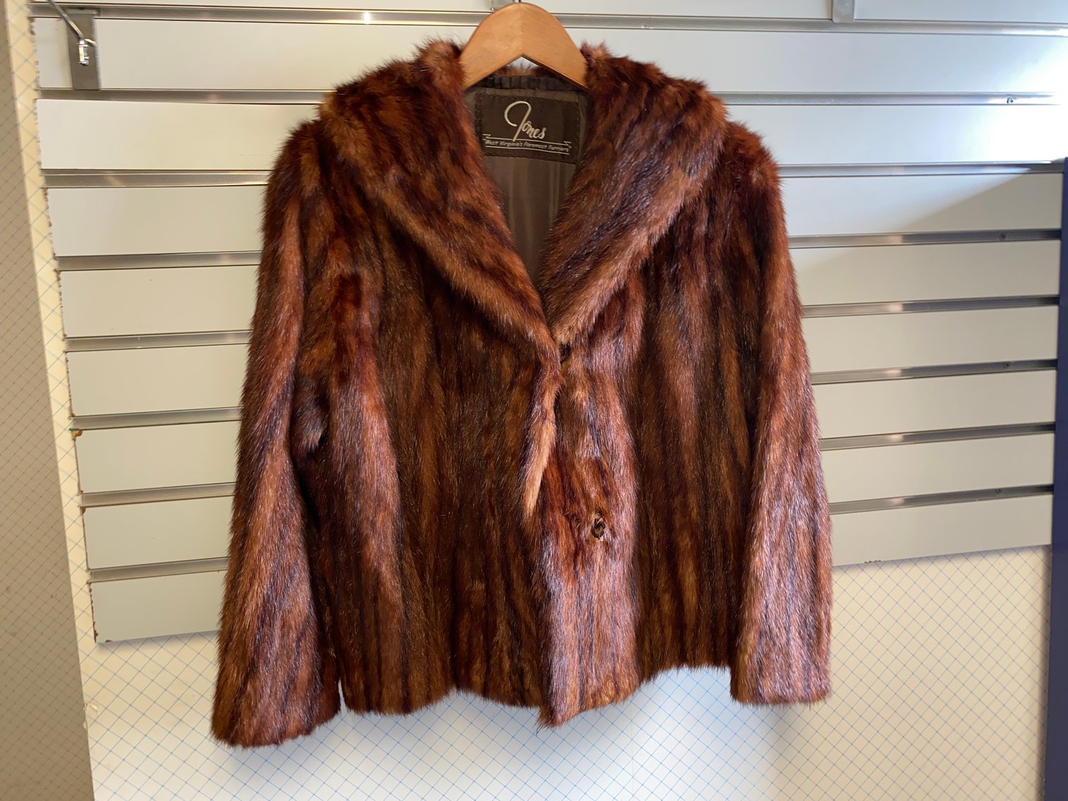 Image for Morgantown, WV-- Huge Antique Auction #2 of 3 for Sanders Antiques of Morgantown, WV Over 400 Lots!