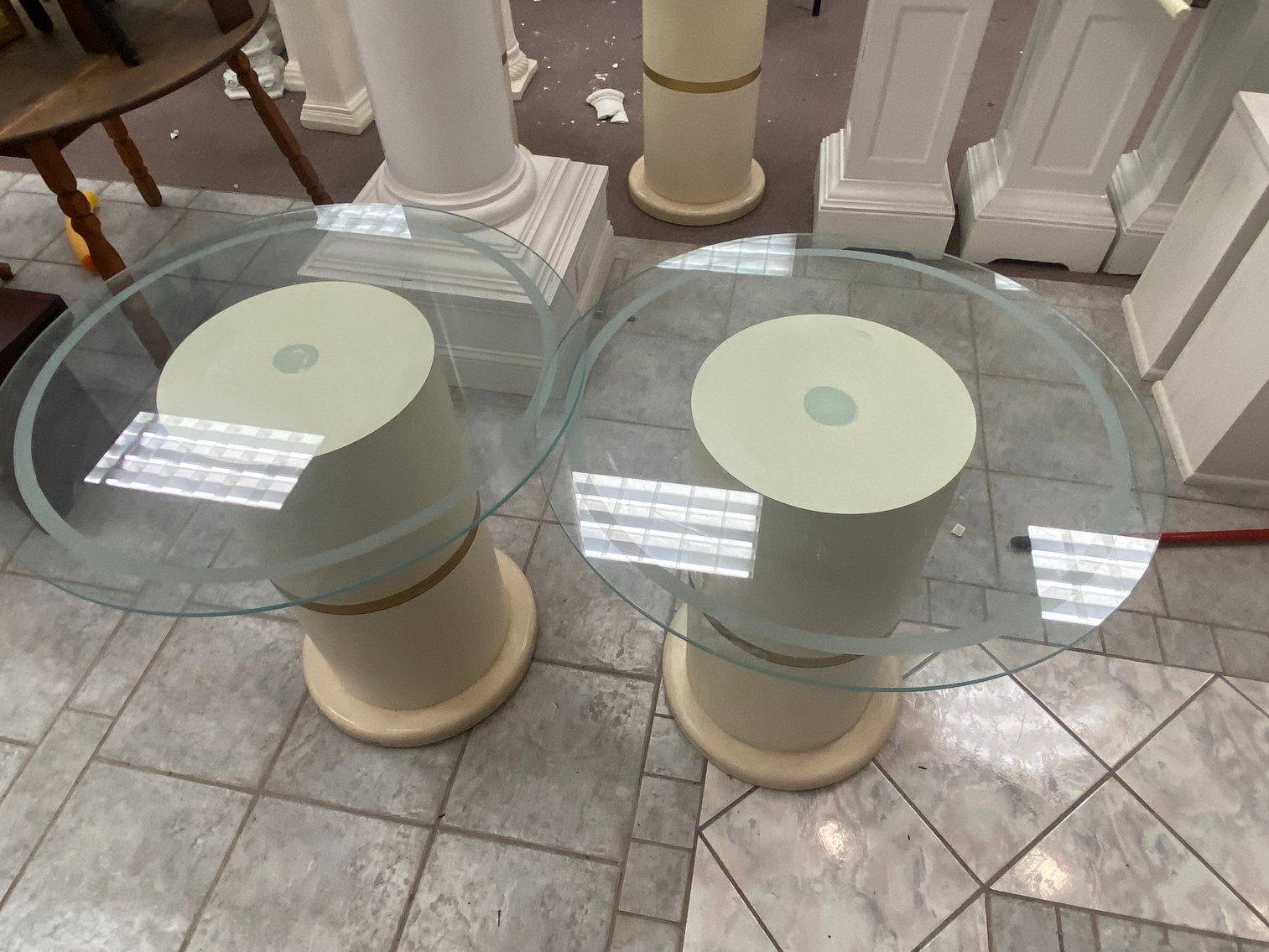 Image for Ansted, WV – Flower Shop Materials and Decorations, Coolers, Christmas Wreaths, Candle Holders, Retail Store Racks and More!