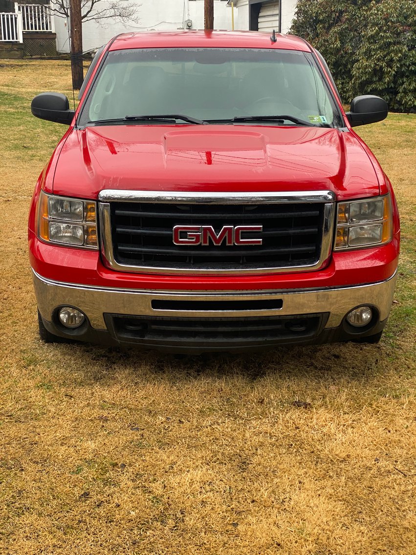 Image for Tunnelton, WV -- Equipment & Estate Auction – GMC Sierra, F-550 Utility Truck, Zero-Turn Mowers, Shipping Containers, Boats