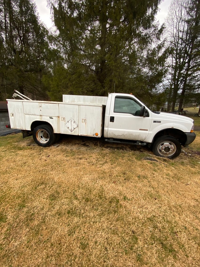Image for Tunnelton, WV -- Equipment & Estate Auction – GMC Sierra, F-550 Utility Truck, Zero-Turn Mowers, Shipping Containers, Boats