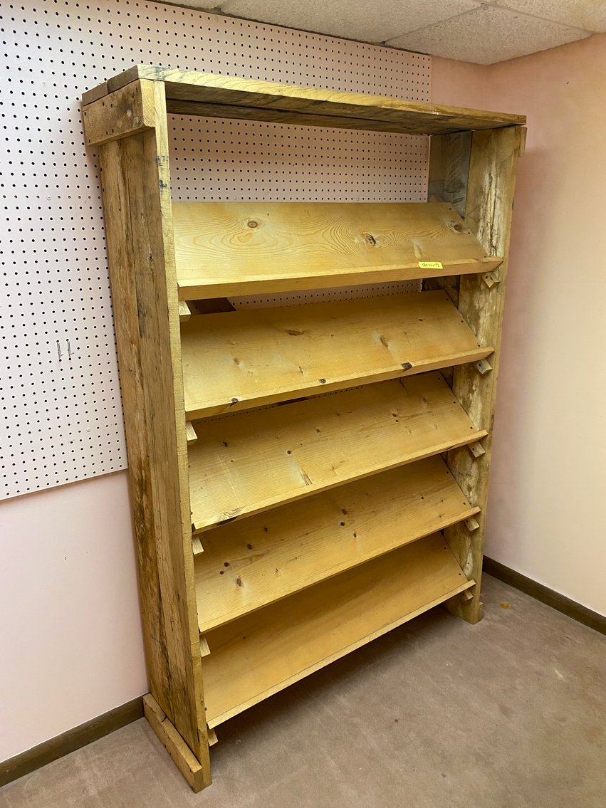 Image for Morgantown, WV – Final Online Auction for Sander’s Antiques: Showcases and Displays