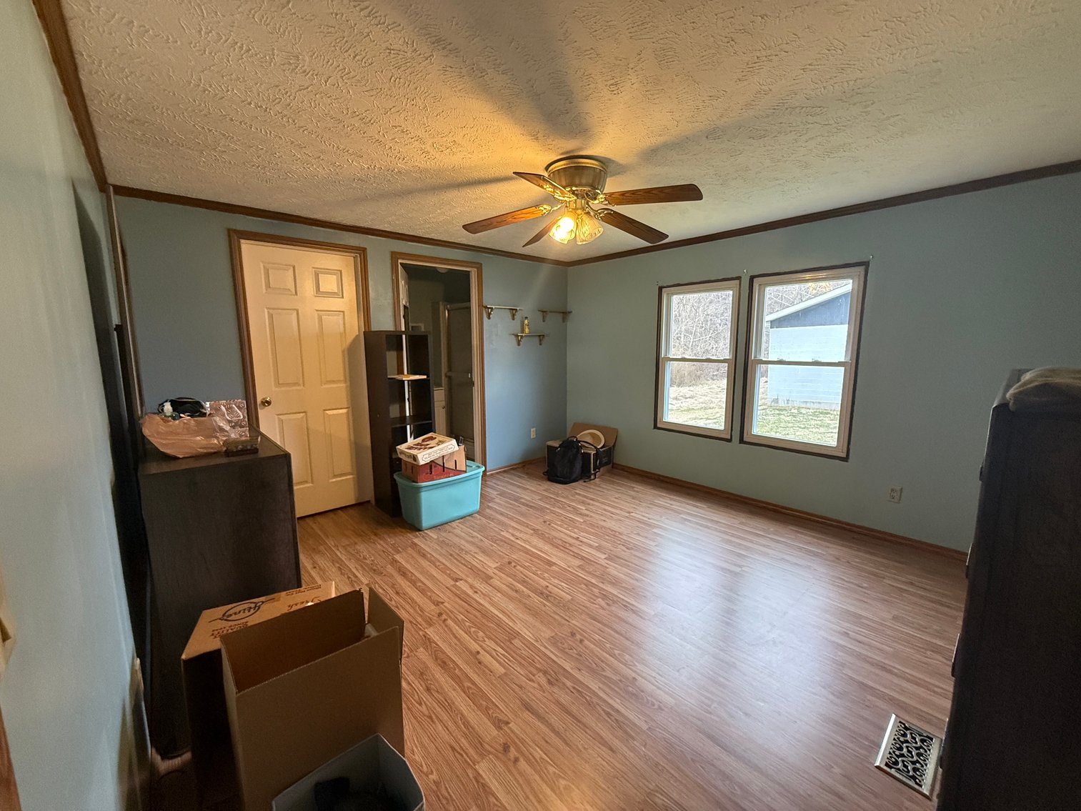 Image for Danville, WV – 3 Bedroom Doublewide that Must Be Moved: Perfect for Home, Rental, or Weekend Retreat!