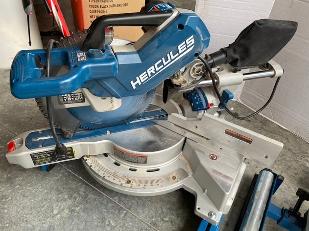 Image for Connellsville, PA -- Riding Mowers, Tools, Hunting Supplies, Furniture, Many Decorator items, Holiday Decorations, Household items, Men's and Women's Clothing, Patio Furniture, Exercise Equipment, More!