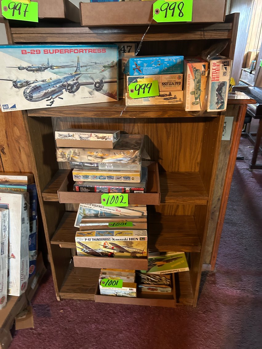 Image for Fairmont, WV – Large Hobby and Collector Estate